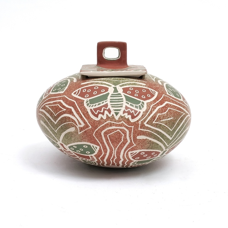 マタ・オルティス陶器 by Gabriela corona 蓋付き蝶 壺｜マライカ公式通販