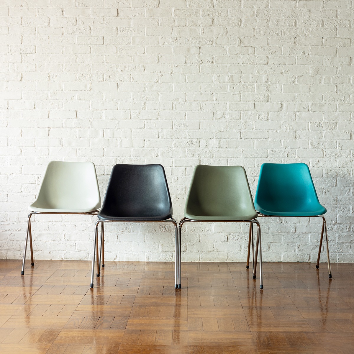 ROBIN DAY POLYSIDE CHAIR / Chrome Frame | Metal Products,Chair