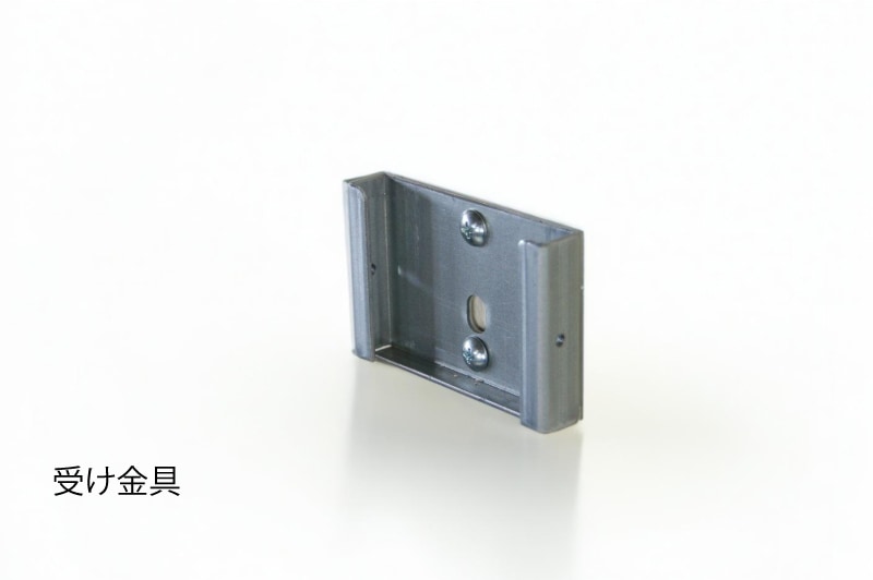 モニター壁固定上下金具 | セイテック