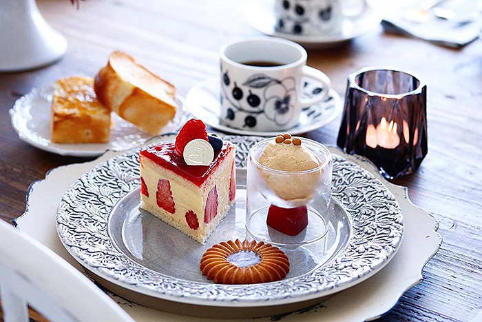 マテュース ベーシックスーププレート25cm グレー、プラム 計4枚