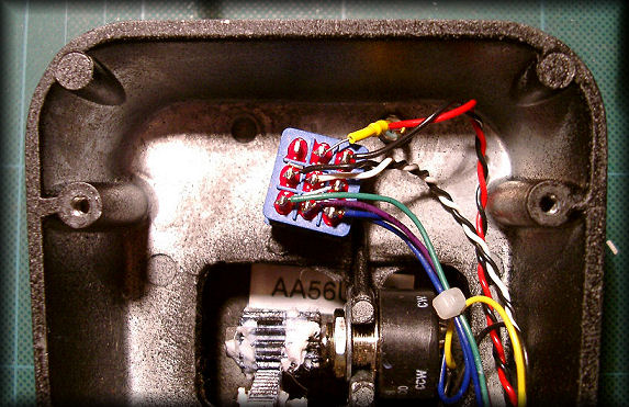 Adding an LED to the GCB-95 Crybaby – stinkfoot.se