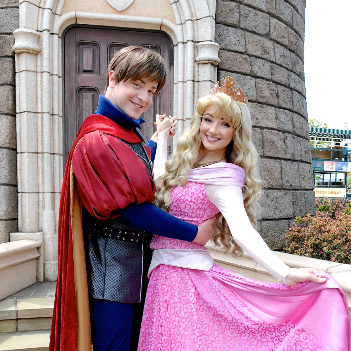 パリディズニー 30周年 リミテッドピン 眠れる森の美女 オーロラ