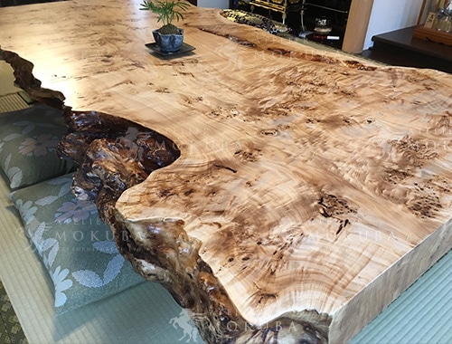 ローテーブルxポプラ【東京都多摩市】ポプラコブ杢 座卓 | 一枚板