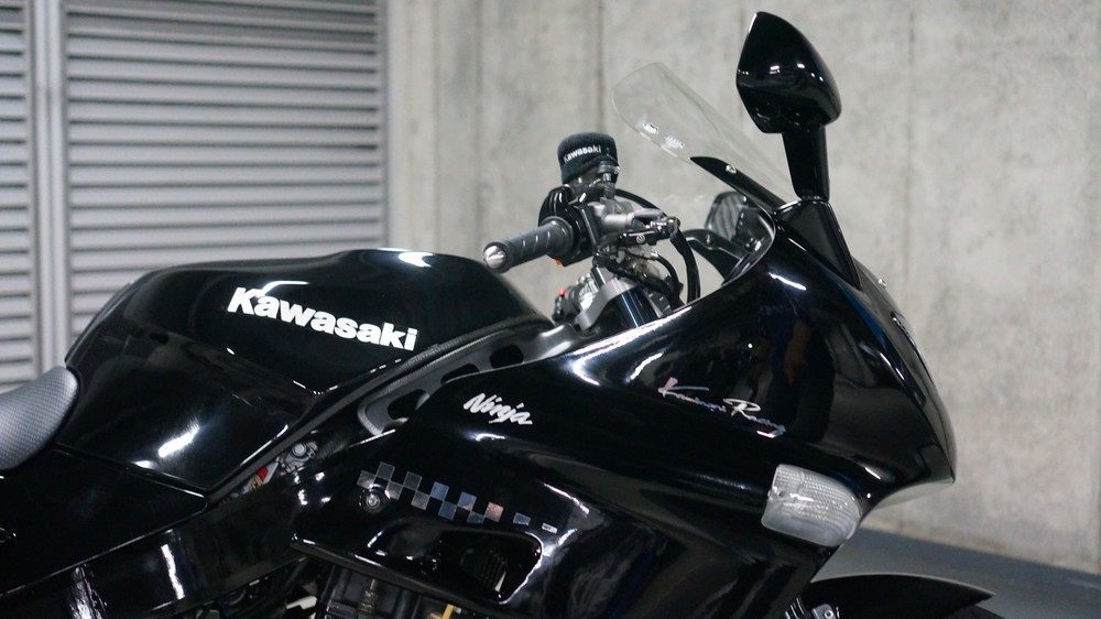 ZX-11 | Moto-Gallery