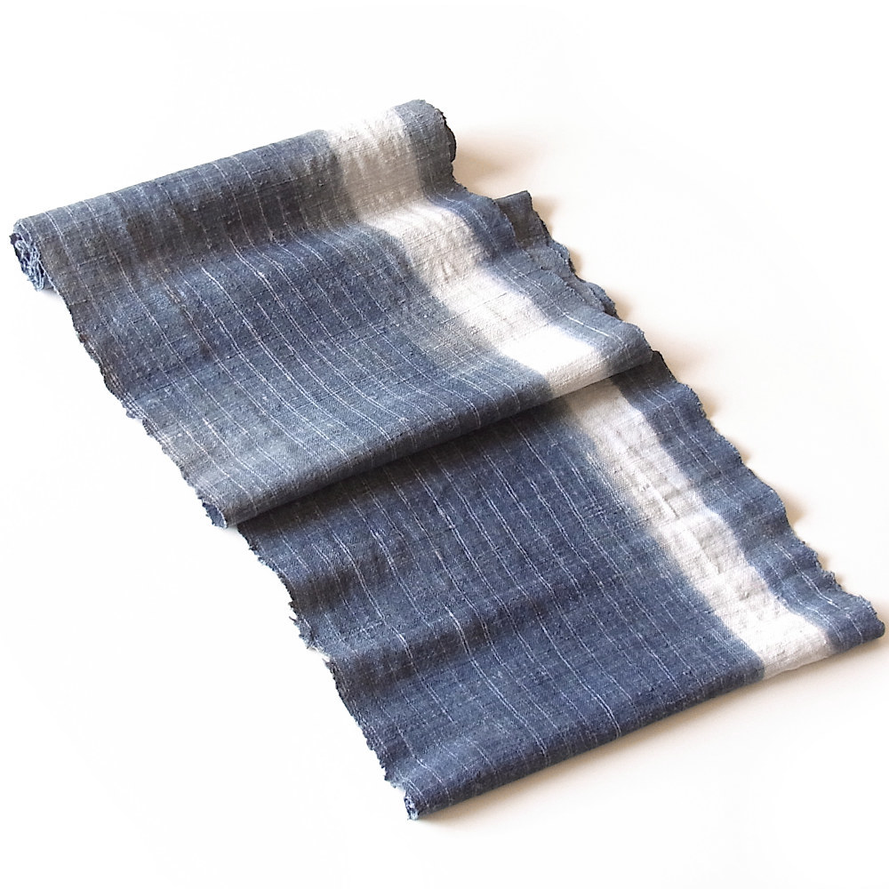 PANDAN TREE】モン族の織物|山岳民族モン族の民族衣装に使用される刺繍