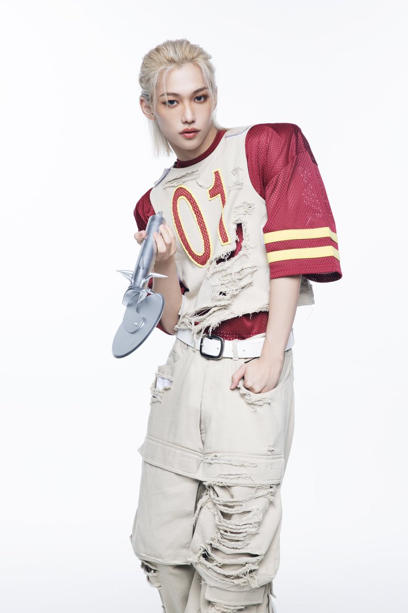 Stray Kids JAPAN 1st EP 『Social Path (feat. LiSA) / Super Bowl