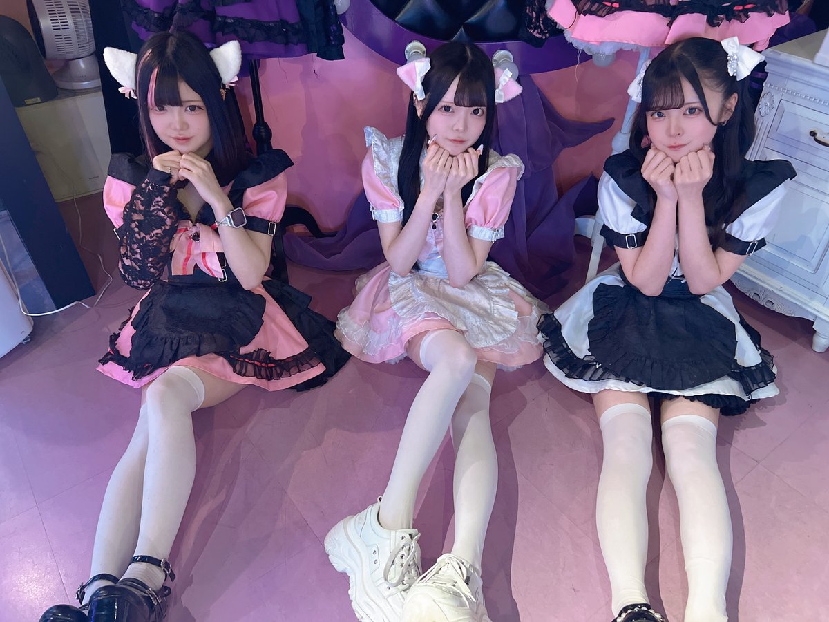 明日から3連休でうきうき金曜日ですにゃ🎶🐱💓 にゃんぽんたんで夢