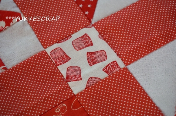 今週のパッチワーク ～赤のサンプラーキルト 64枚つながりました