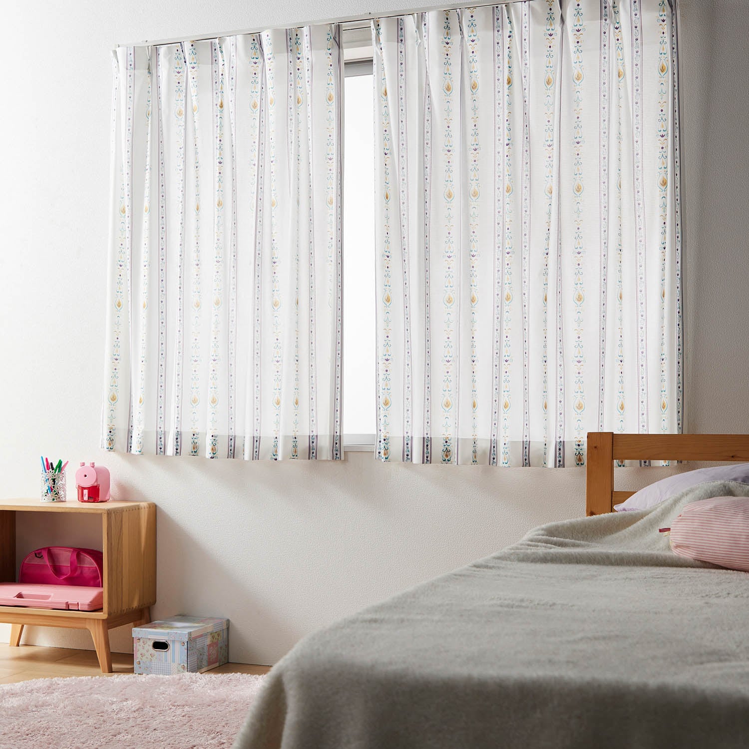 UVカット・遮熱・遮像レースカーテン「アナと雪の女王」(ディズニー