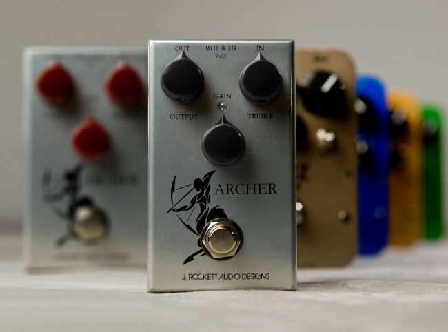 世界的超有名なロック・ギタリストが愛用するエフェクト・ペダル「ザ