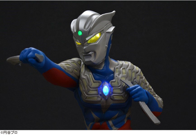 プレミアムライティングフィギュア ウルトラマンゼロ」ウルトラマン