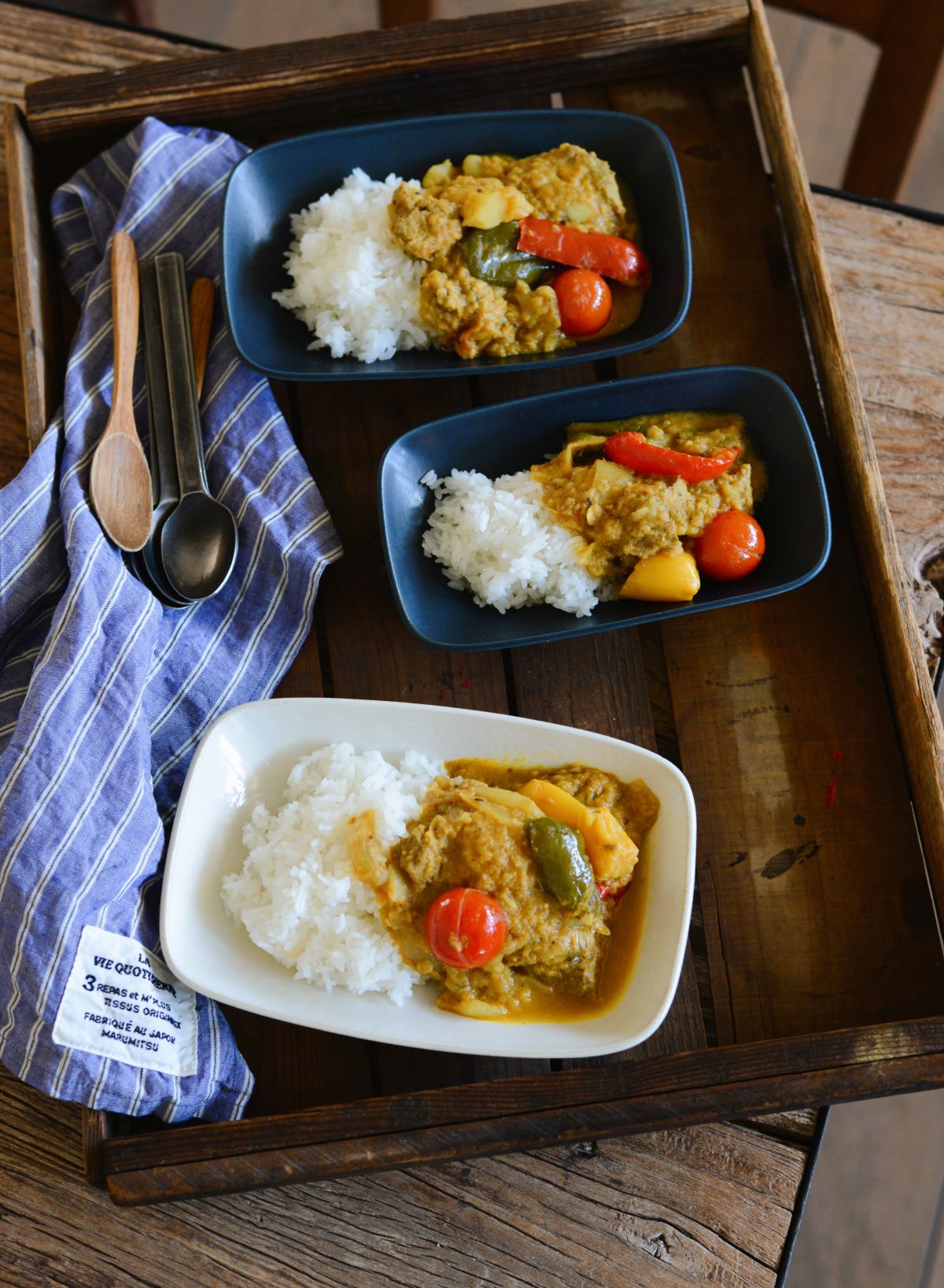 レコメンド :: 夏カレーの器 :: エッセン 深皿L - マルミツウェブ