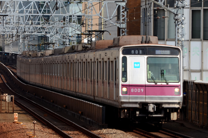 東京メトロ 8009 (営団8000系) 車両ガイド | レイルラボ(RailLab)