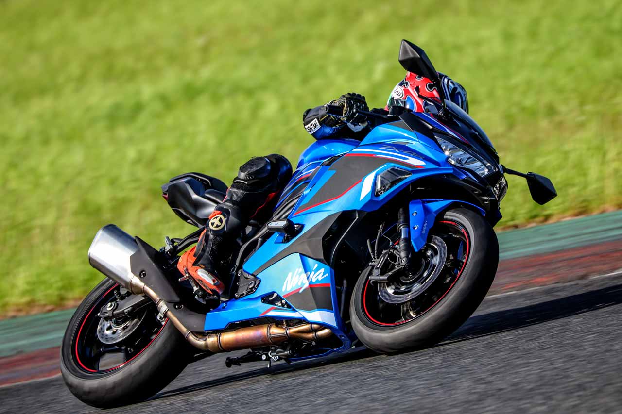 超話題の400cc4気筒を中野真矢が吟味！【KAWASAKI Ninja ZX-4RR KRT