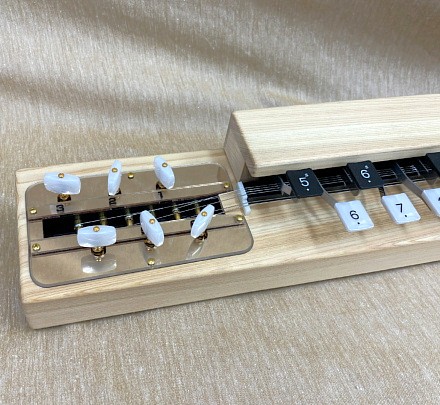 チェンバロ・スピネット・ライアー・大正琴 製造販売。浜松古典楽器