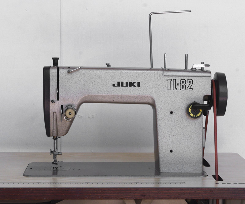 No.604 JUKI TL-82 ジューキ製 職業用足踏みミシン：アンティーク
