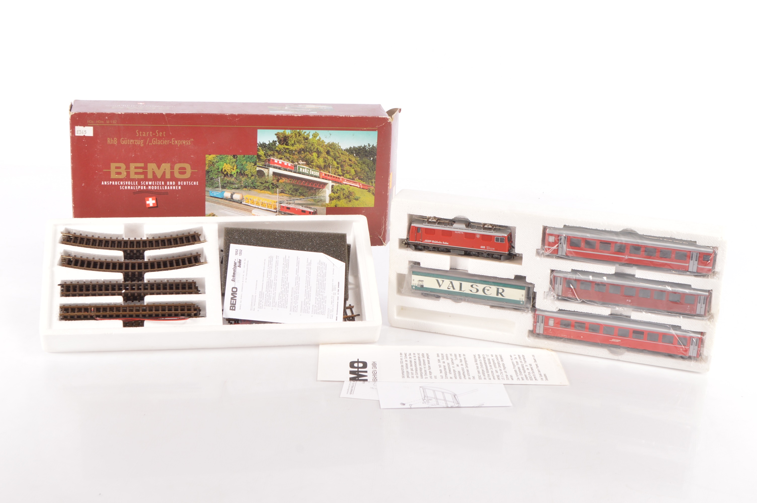 Lot 12 - Bemo HOe/HOm Swiss Glacier Express Starter