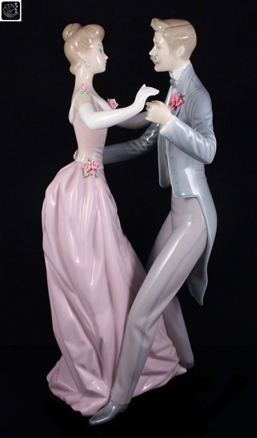 リヤドロマスカレード・ボールダンス恋人リアドロ