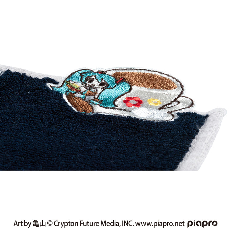 初音ミク 刺繍タオル (初音ミク Art by 亀山 カフェ) – GRAPHT