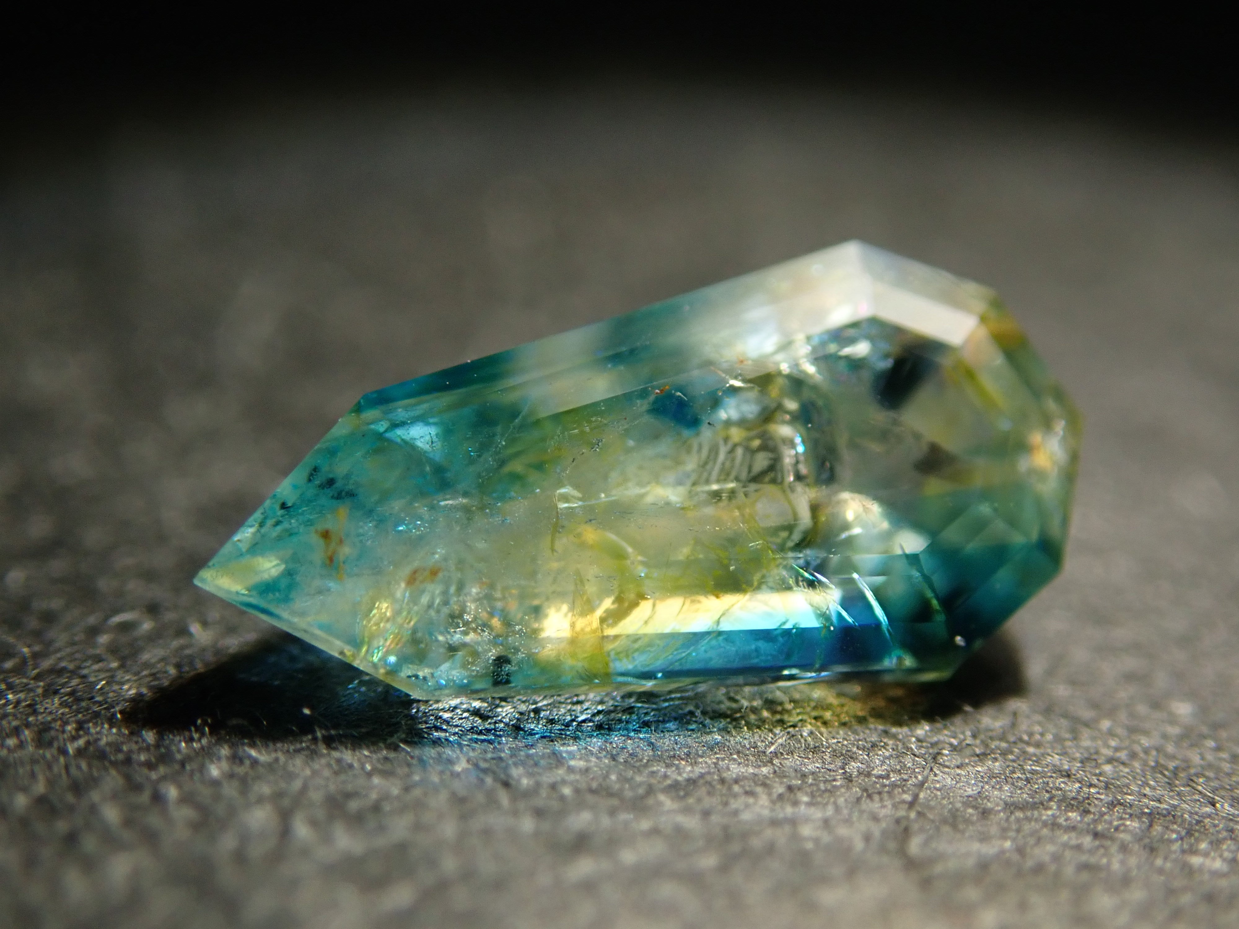 ユークレース - 通販｜宝石鑑定士が運営【カラッツSTORE】