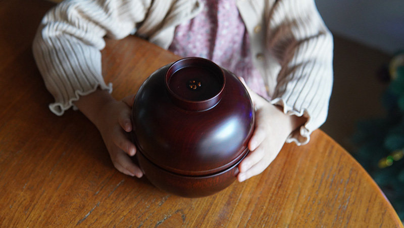 わたしの好きなもの】使うことが楽しく習慣になる。三段重ねの漆器「め