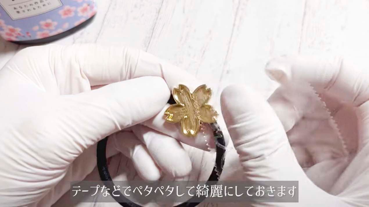 桜の花びらを閉じ込めたレジンキーホルダーの作り方/グラデージョンが