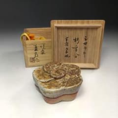 イ247 梅香合『信楽焼 上田直方作』『表千家 久田宗也（尋牛斎）極箱