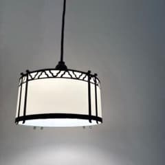 昭和レトロ 金属製飾枠 乳白ガラス ミルクガラス ペンダントライト 電