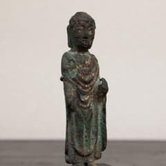 三国時代（古新羅） 仏像 統一新羅 金銅仏 - メルカリ