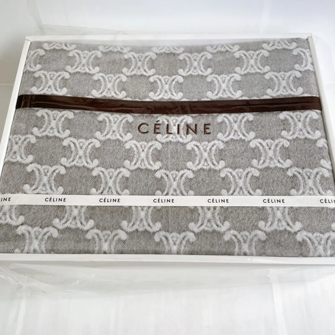 2026年最新】セリーヌこたつ布団の人気アイテム - メルカリ