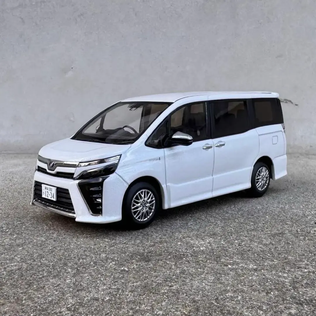 2026年最新】ヴォクシー カラーサンプル 白の人気アイテム - メルカリ