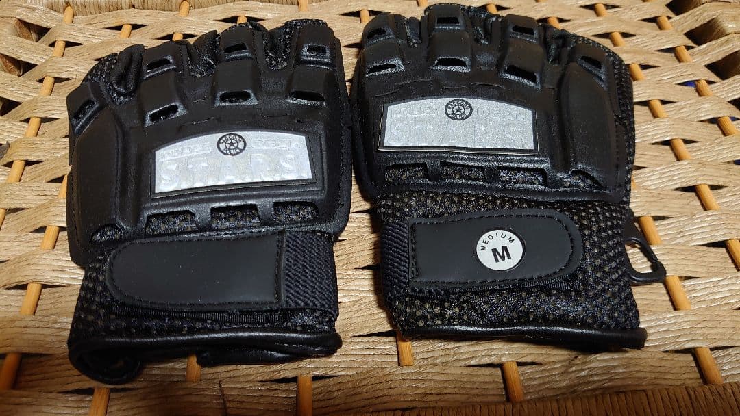 最終バイオハザードハーフフィンガーグローブ（S.T.A.R.S.） 最終バイオハザードハーフフィンガーグローブ（S.T.A.R.S.）