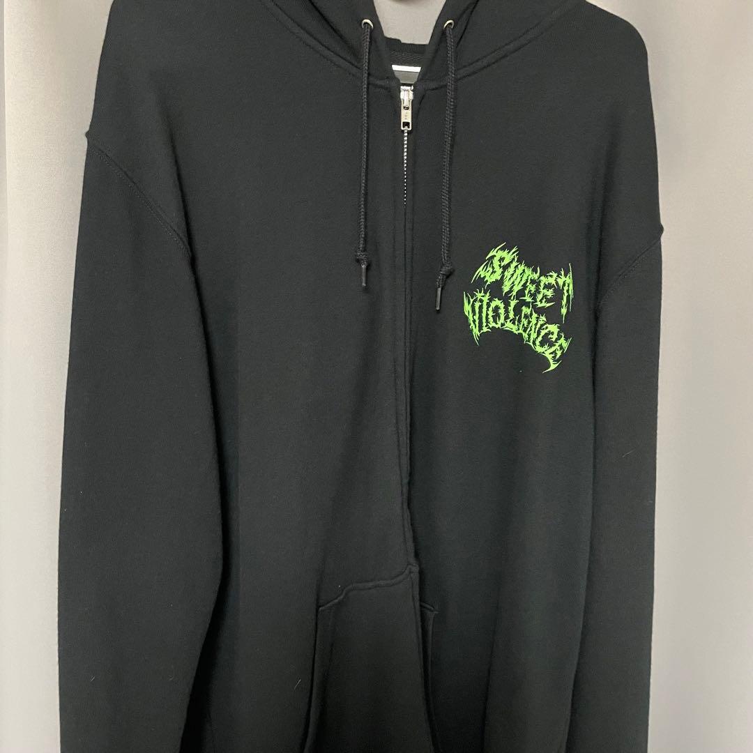 甘い暴力 パーカー - メルカリ