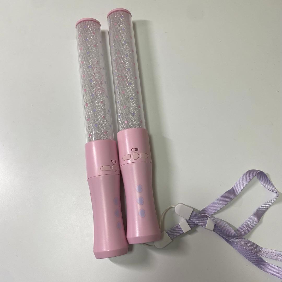 LOVE イコラブ 公式ペンライト 2本 - メルカリ