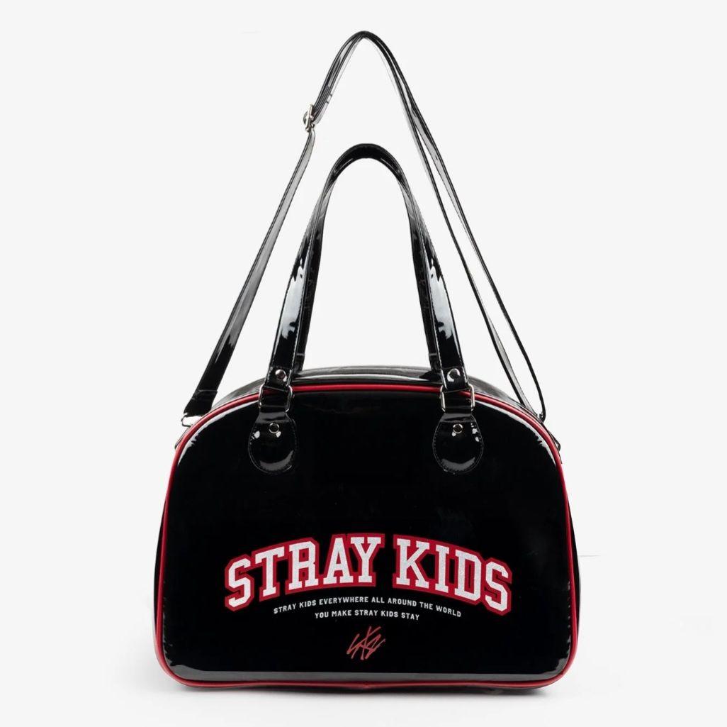 Straykids エナメル ボストンバッグ - メルカリ