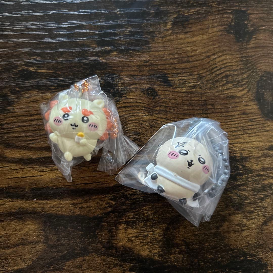 ちいかわ マスコット付きビスケット シーサー ラッコ - メルカリ