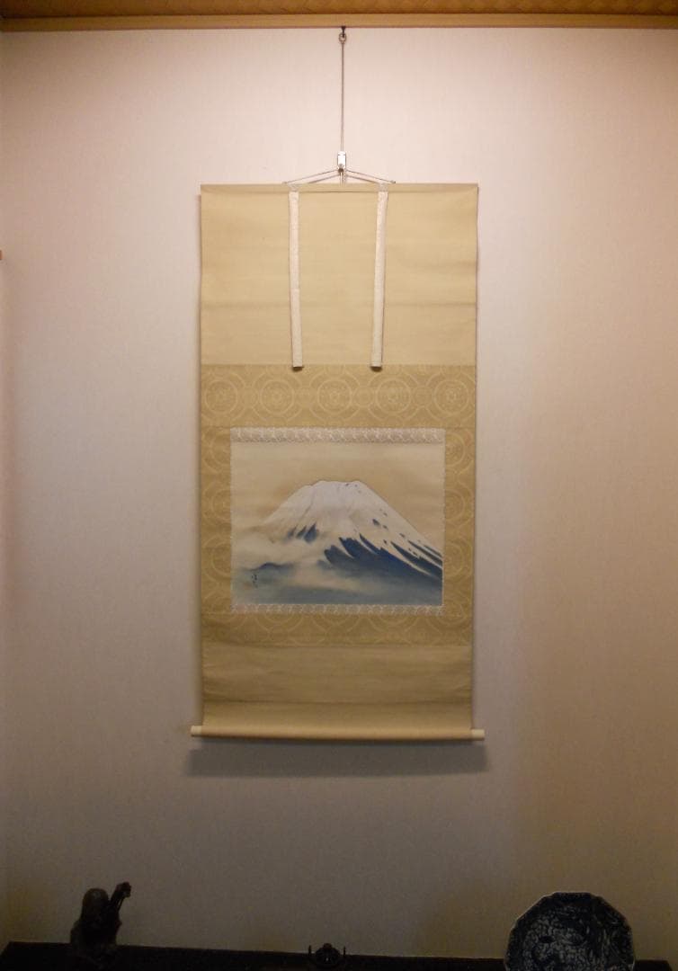 掛け軸 領崖 富岳 絹本 希少 軸装 茶道具 掛軸 美品 です。