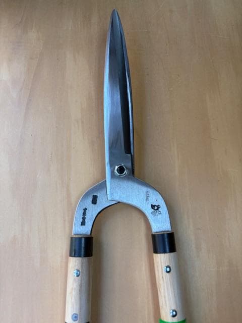 かねよし 葉刈刈込鋏 安来鋼 青紙 多層鋼 210㎜