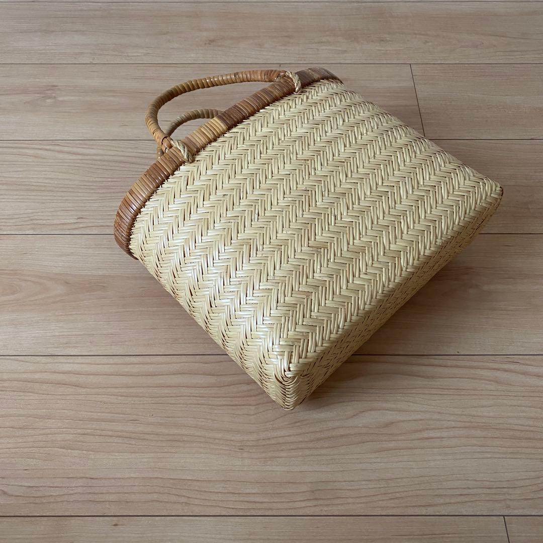 東北の手仕事 鳥越竹細工 すず竹手提げ籠 （大） - メルカリ