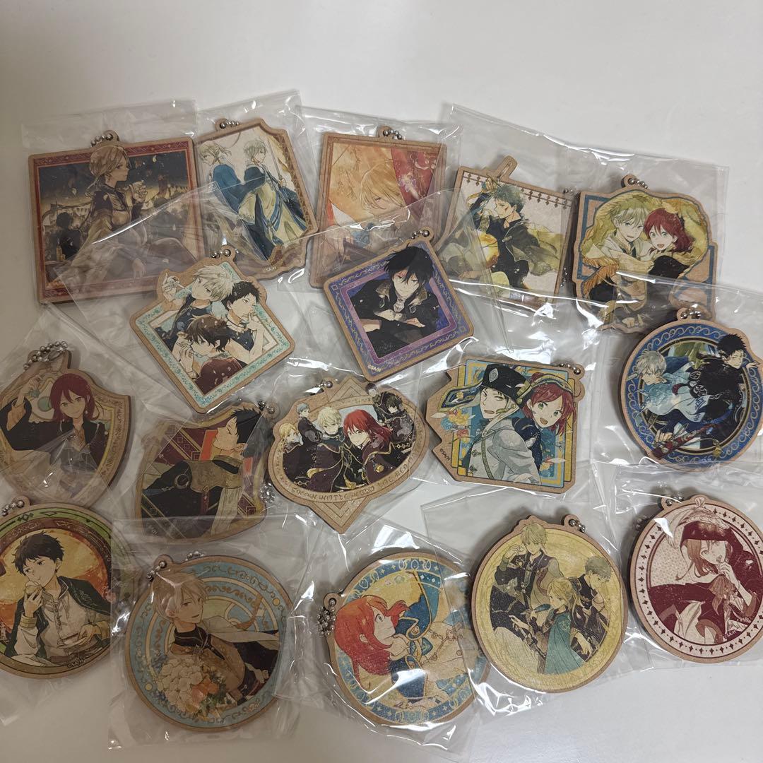 赤髪の白雪姫　漫福ガチャ　白雪　ゼン　オビ　木々　ミツヒデ　リュウ　イザナ 再販】赤髪の白雪姫ガチャ 第一弾 | 【漫福ガチャ】白泉社公式WEBくじ