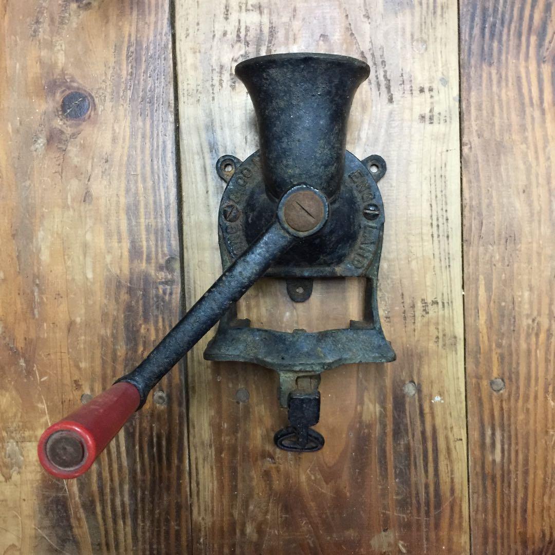 壁掛けコーヒーミル プジョー ビンテージ コーヒーミル 壁掛け式 PEUGEOT