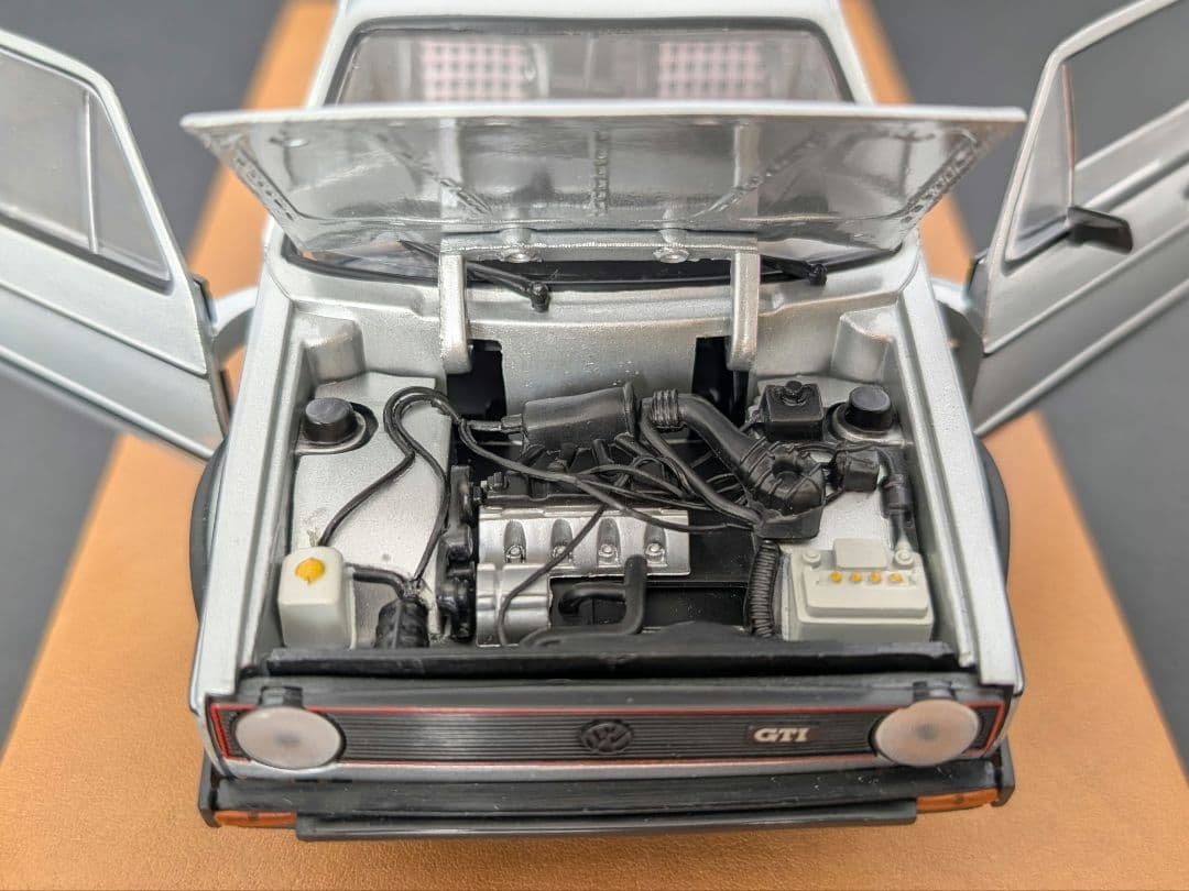 サンスター 1/18 VW ゴルフ GTI 中澤コレクション - メルカリ
