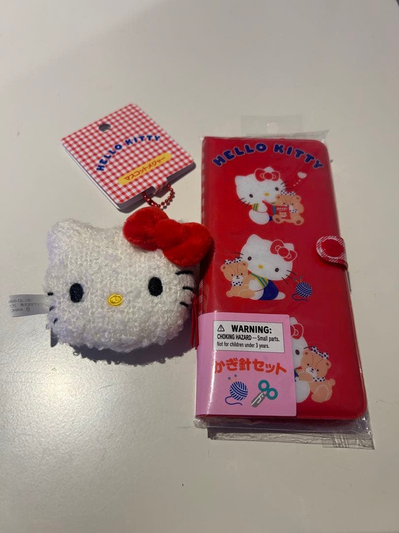 さんりお手芸部　ハローキティー　かぎ針セット　マスコットメジャー　2点セット 新品未開封品】さんりお手芸部 ハローキティ かぎ針セット サンリオ