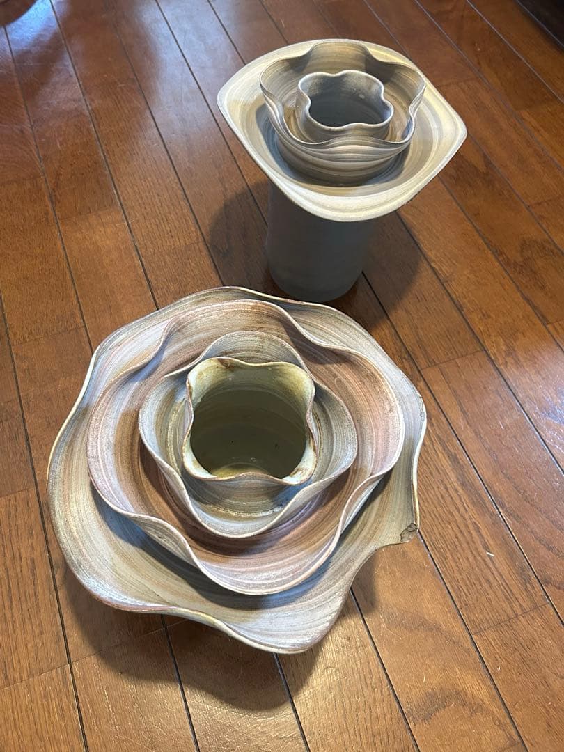 陶芸作家　やきもの　花器　花瓶　白石和宏　娘　白石阿衣