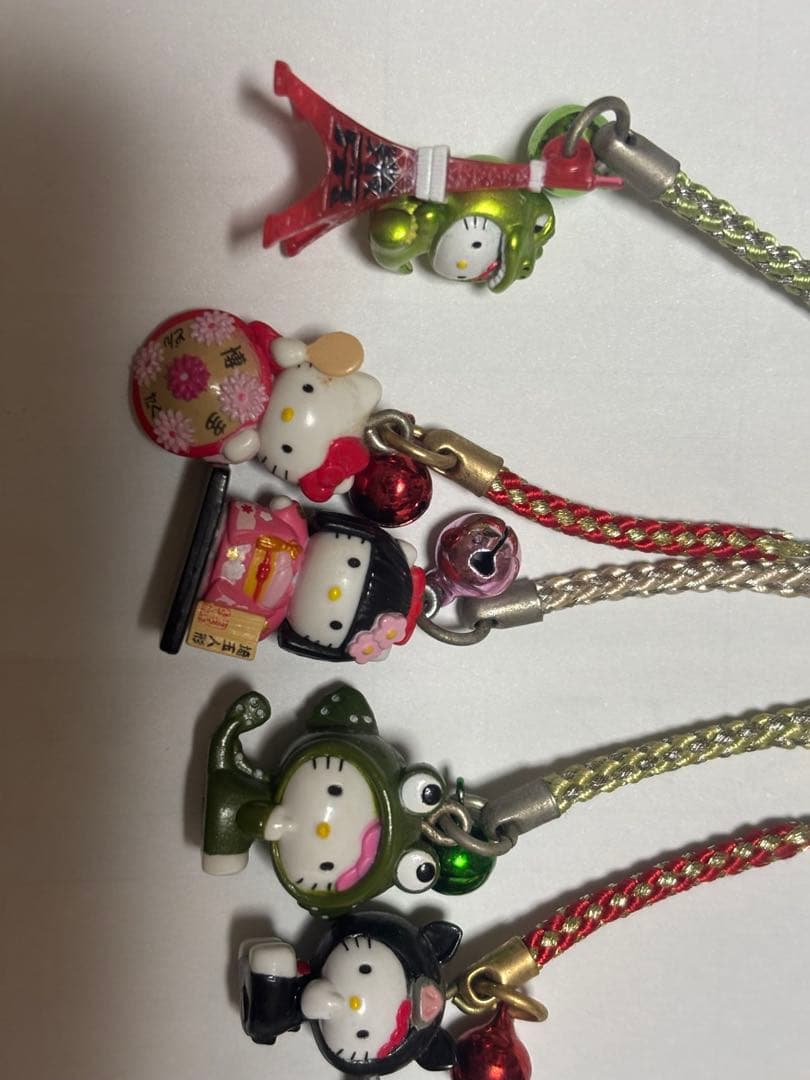 ご当地キティ根付け10点 - メルカリ