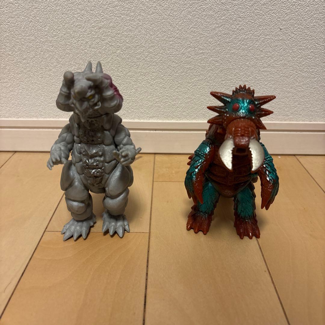 ウルトラ怪獣シリーズ 10体セット まとめ ソフビ - メルカリ