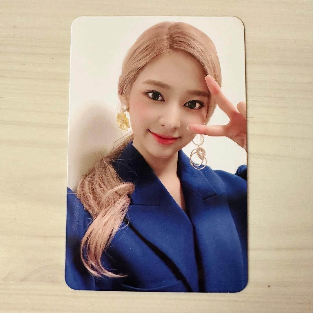 IZ*ONE BLOOM*IZ 封入トレカ ミンジュ アイズワン - メルカリ