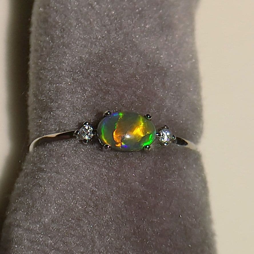 0.31ct ブラックオパール リング