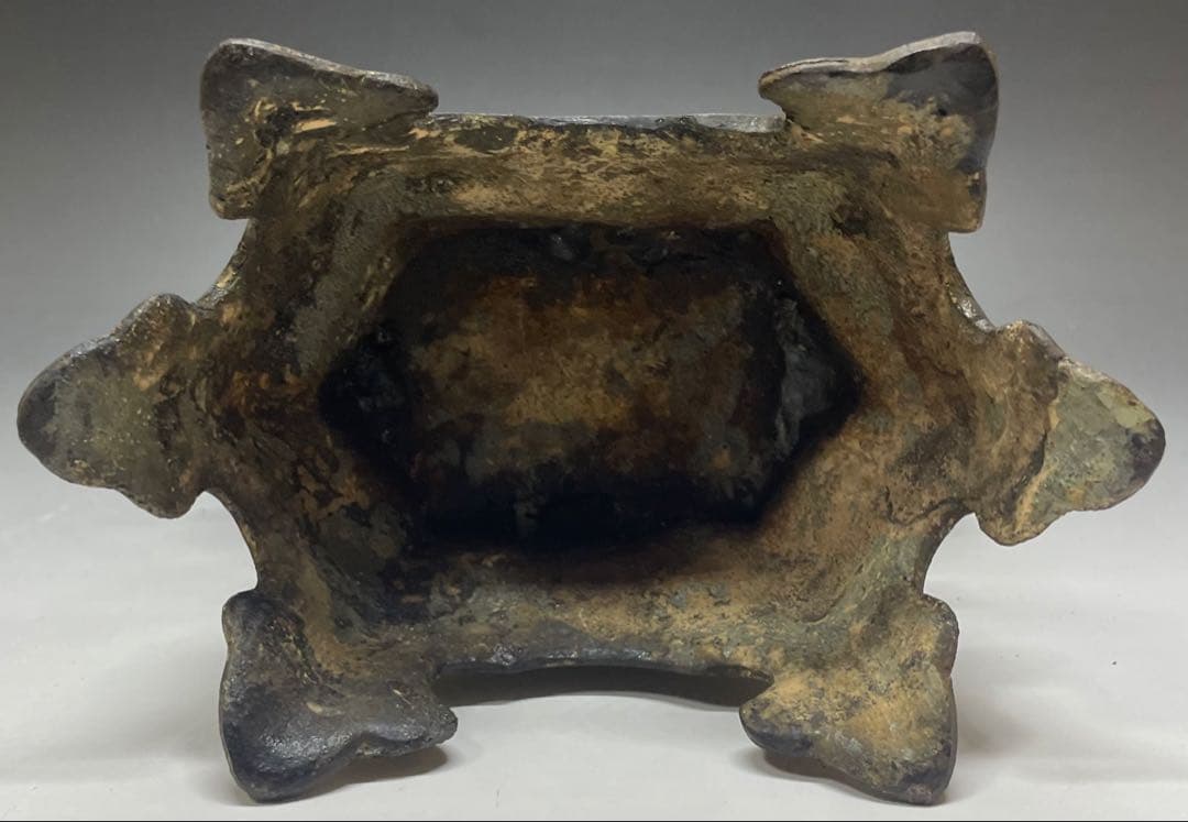 自在菩薩坐像 六手観音像 鉄製 C3120 - メルカリ