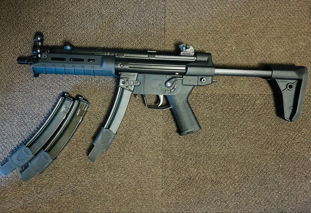 東京マルイ 次世代電動ガン MP5 カスタム 次世代電動ガンMP5A5をタクティカルにカスタマイズ「東京マルイ MP5A5